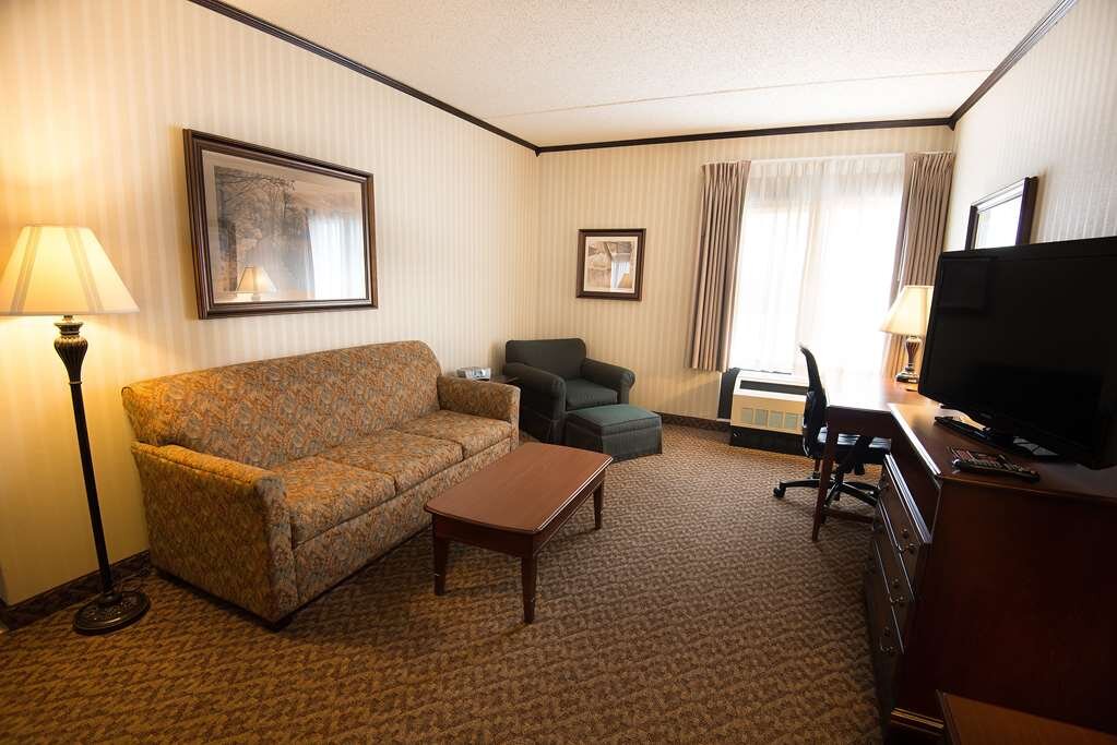Hotel photo 28 of Hampton Inn Carlstadt-At The Meadowlands.