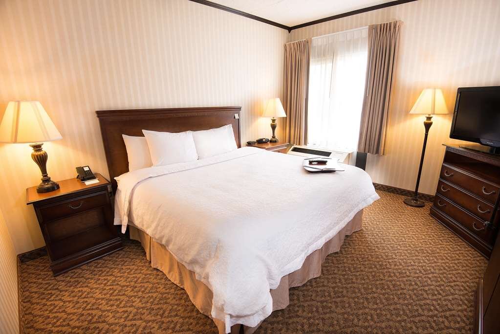 Hotel photo 46 of Hampton Inn Carlstadt-At The Meadowlands.