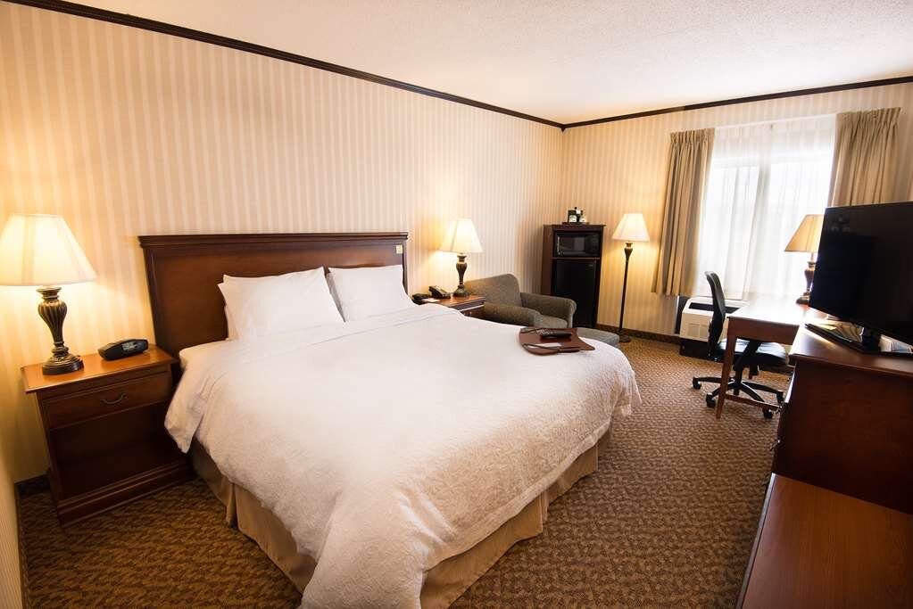 Hotel photo 11 of Hampton Inn Carlstadt-At The Meadowlands.