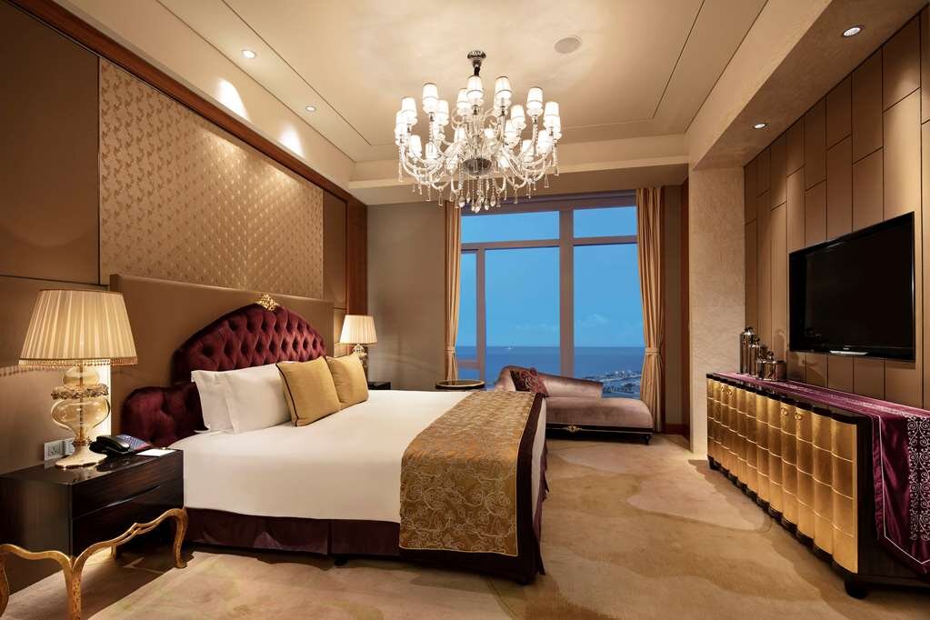 Hotel photo 7 of Hilton Dalian.