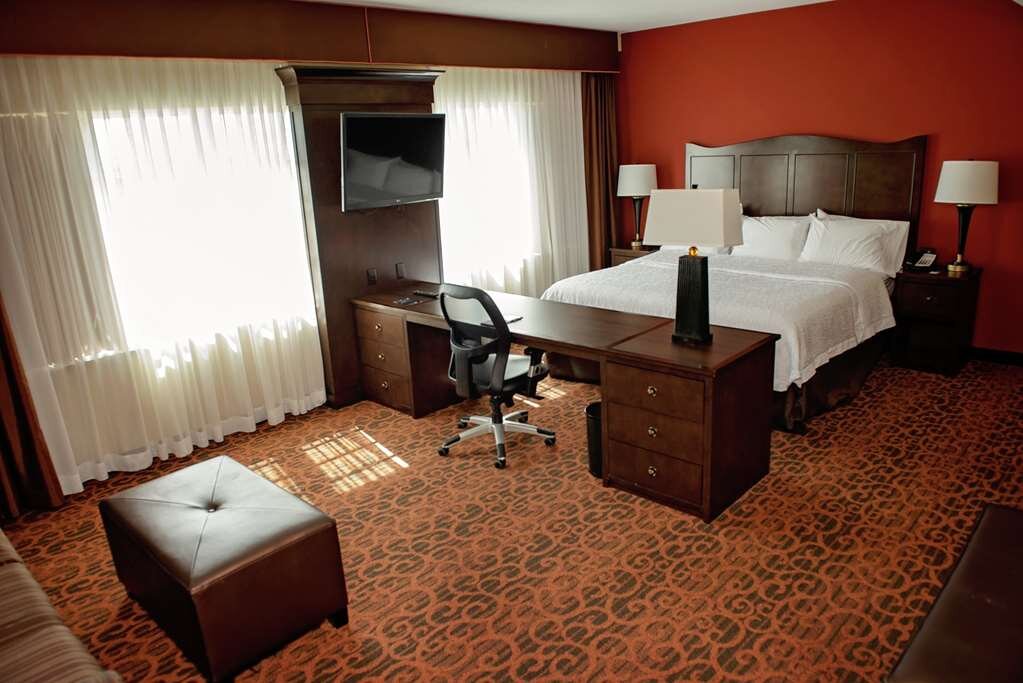 Hotel photo 26 of Hampton Inn & Suites Bradenton Downtown Historic District.