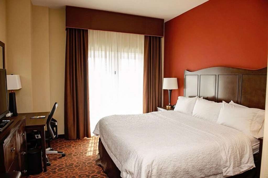 Hotel photo 39 of Hampton Inn & Suites Bradenton Downtown Historic District.