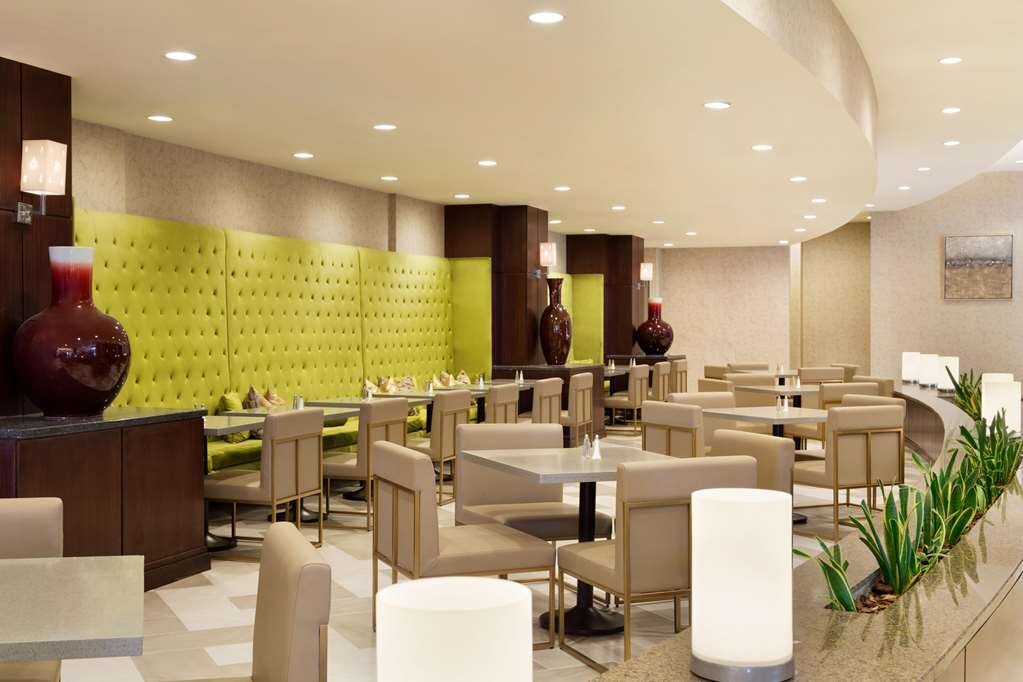 Hotel photo 30 of Embassy Suites by Hilton Los Angeles Glendale.