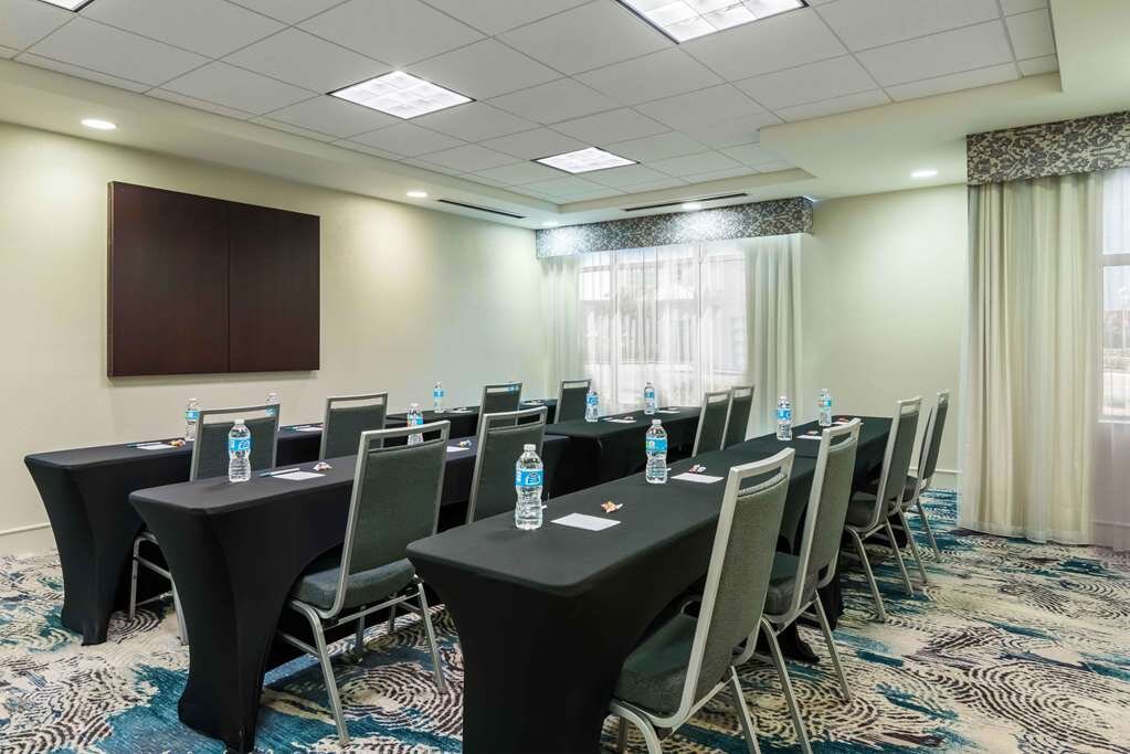 Hotel photo 16 of Homewood Suites by Hilton Tampa Airport - Westshore.