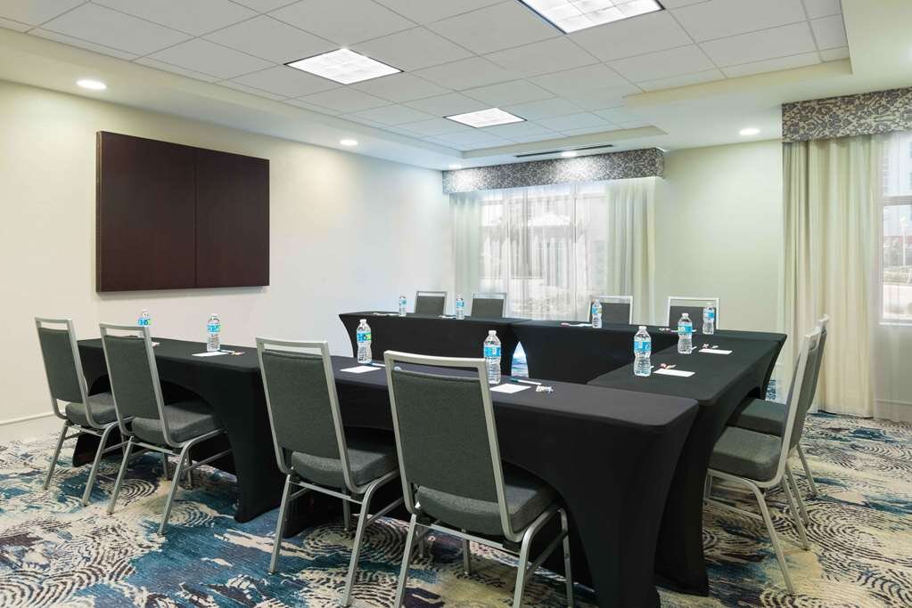 Hotel photo 4 of Homewood Suites by Hilton Tampa Airport - Westshore.