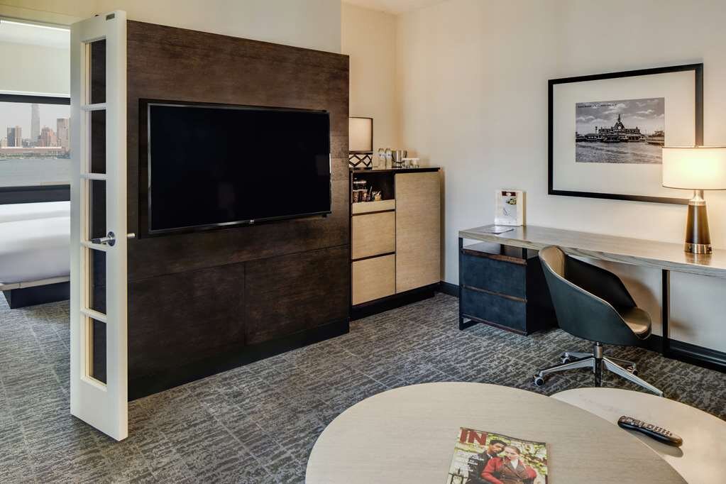 Hotel photo 30 of DoubleTree by Hilton Hotel & Suites Jersey City.