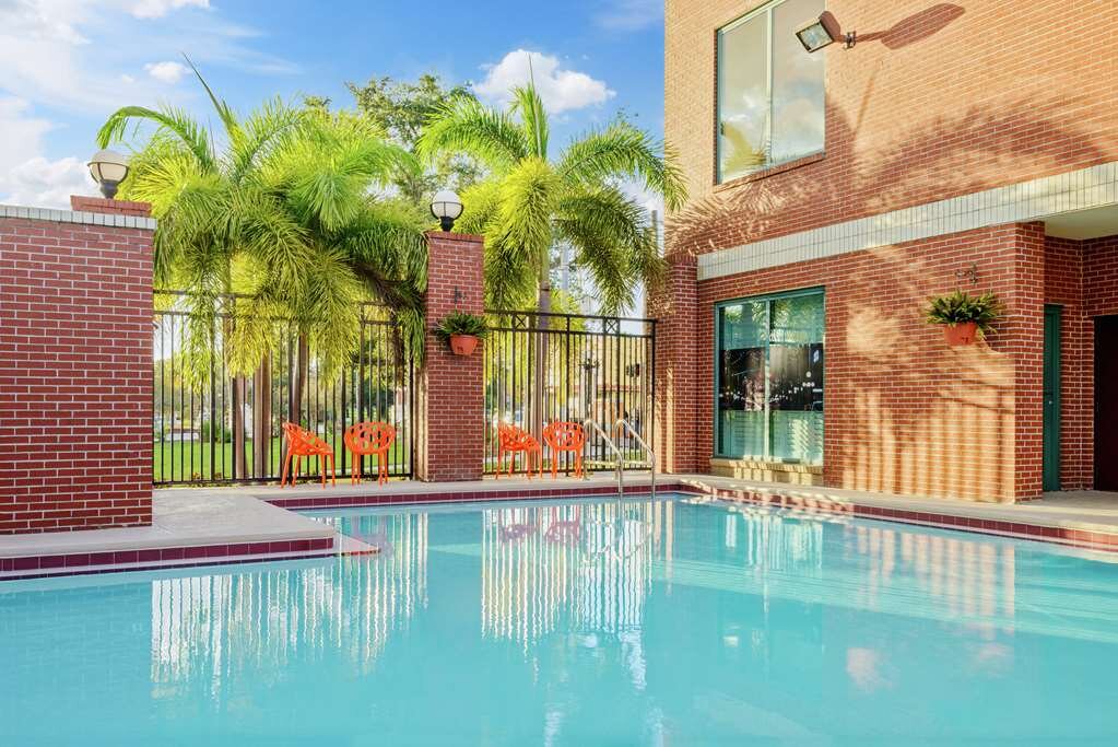 Hotel photo 1 of Hampton Inn & Suites Tampa/Ybor City/Downtown.