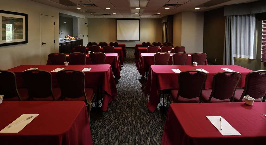 Hotel photo 8 of Hampton Inn & Suites Tucson-Mall.