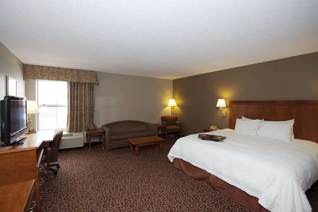 Hotel photo 23 of Hampton Inn Lincoln - Heritage Park.
