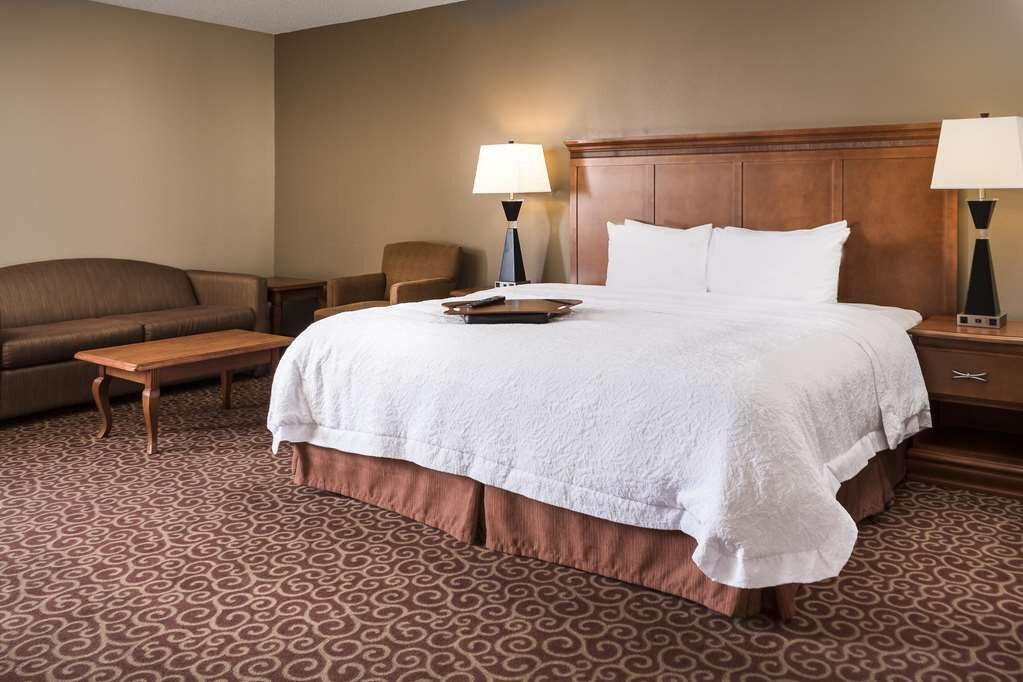 Hotel photo 62 of Hampton Inn Lincoln - Heritage Park.