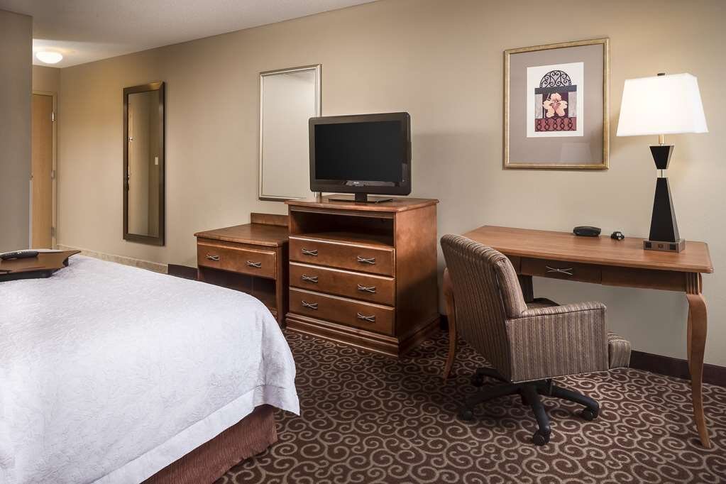 Hotel photo 19 of Hampton Inn Lincoln - Heritage Park.