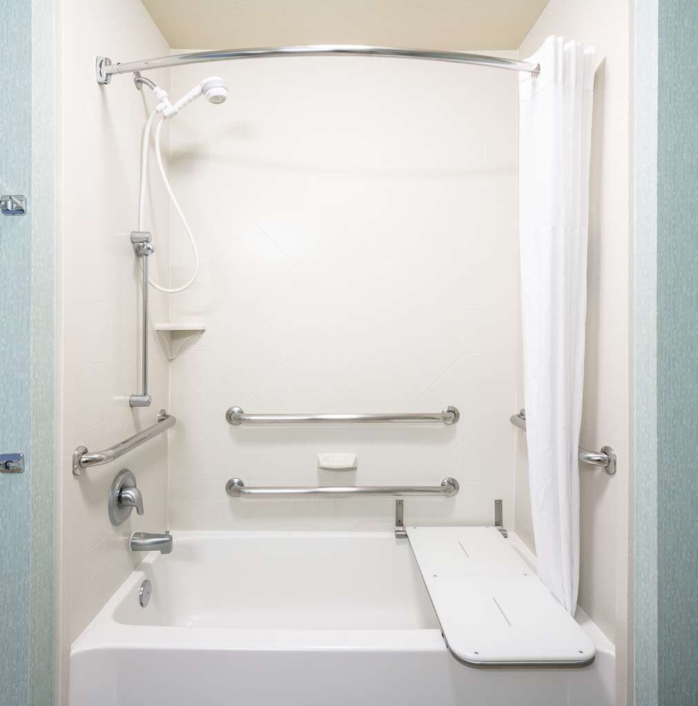 Hotel photo 17 of Hampton Inn & Suites Lincoln - Northeast I-80.