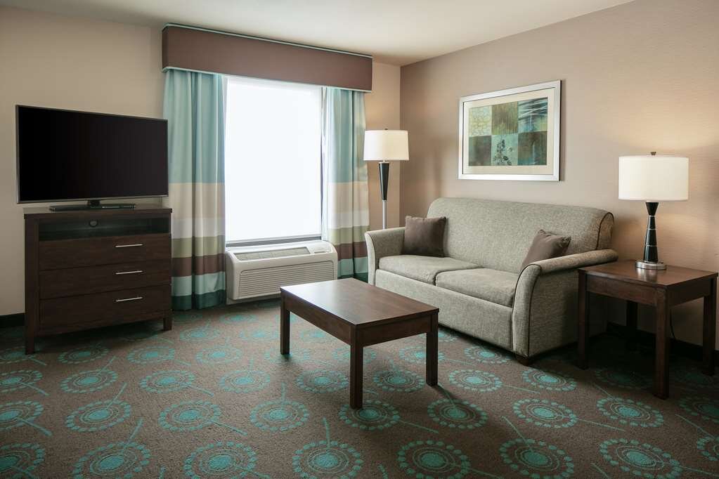 Hotel photo 25 of Hampton Inn & Suites Lincoln - Northeast I-80.