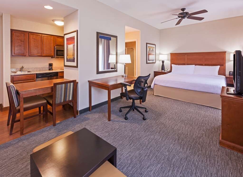 Hotel photo 46 of Homewood Suites by Hilton Laredo at Mall del Norte.