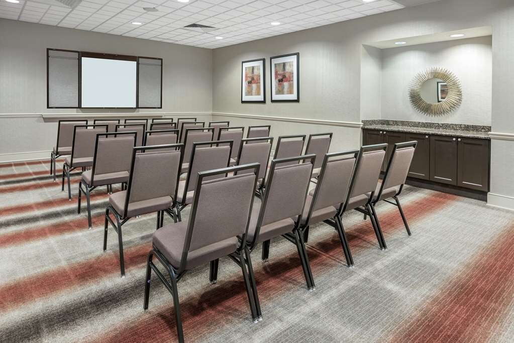 Hotel photo 9 of Homewood Suites by Hilton Laredo at Mall del Norte.