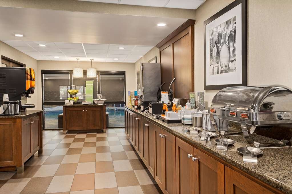 Hotel photo 7 of Hampton Inn Fort Smith.