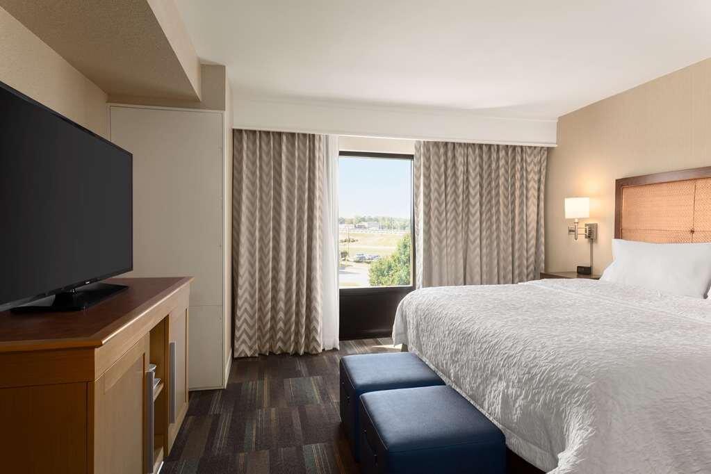 Hotel photo 11 of Hampton Inn Fort Smith.
