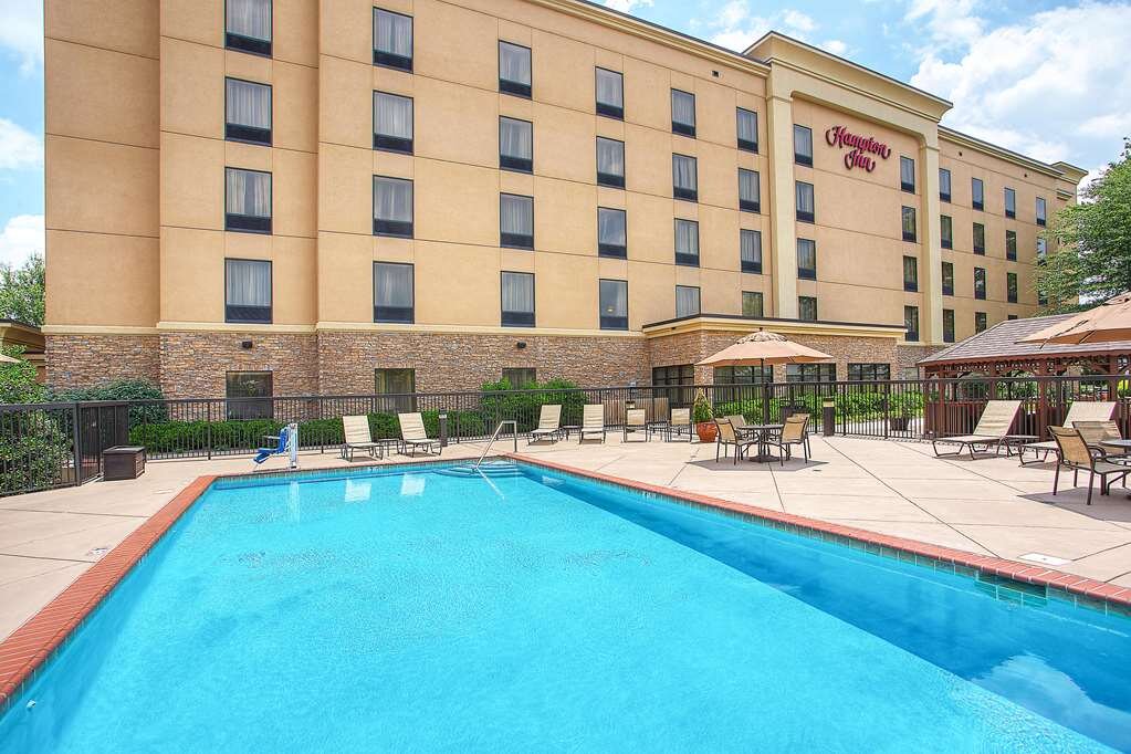 Hotel photo 22 of Hampton Inn Knoxville-West At Cedar Bluff.
