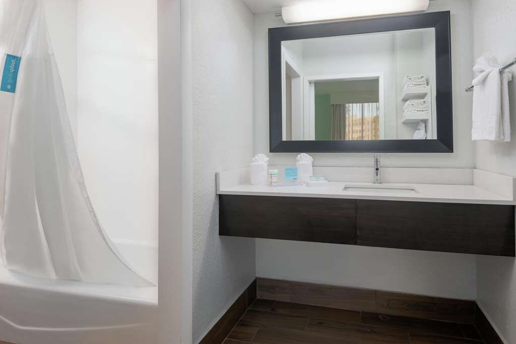 Hotel photo 16 of Hampton Inn Orlando Near Universal Blv / International Dr.