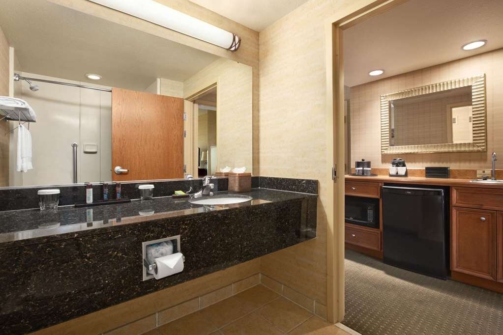 Hotel photo 37 of Embassy Suites by Hilton Hot Springs Hotel & Spa.