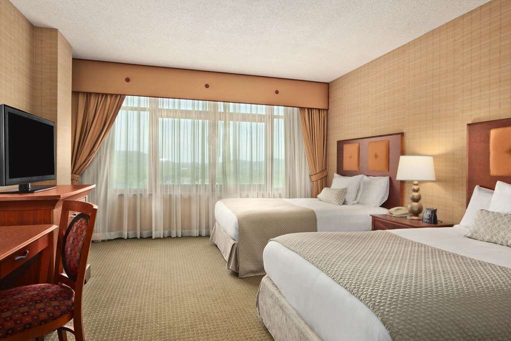 Hotel photo 45 of Embassy Suites by Hilton Hot Springs Hotel & Spa.