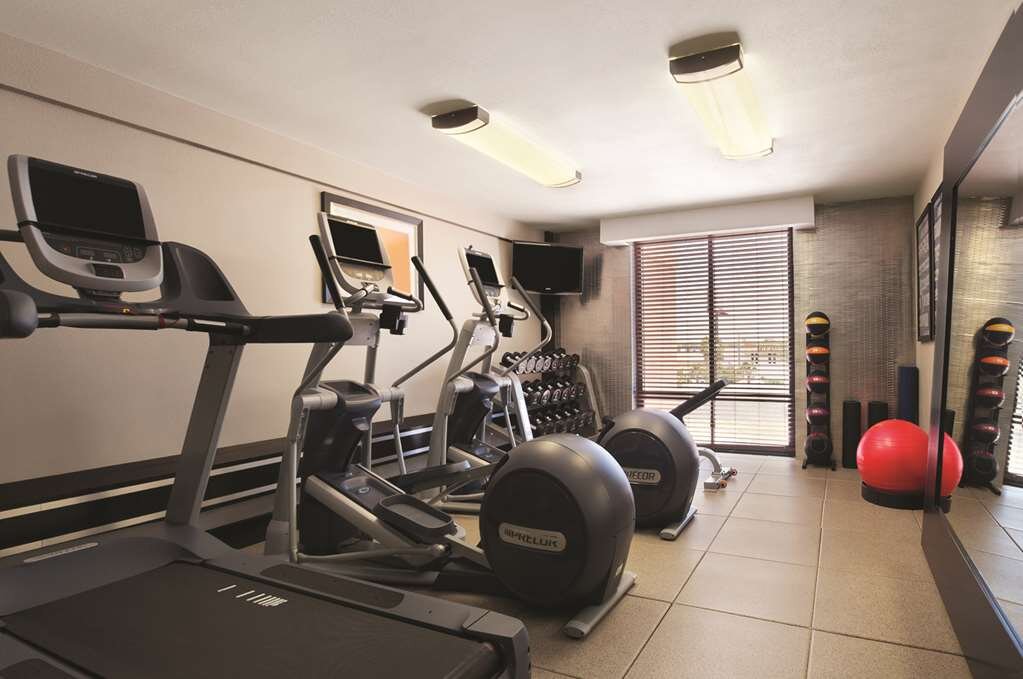 Hotel photo 2 of Embassy Suites by Hilton Corpus Christi.