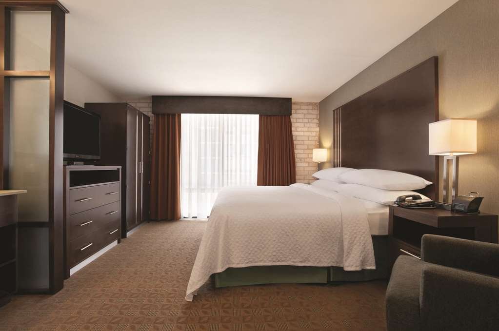 Hotel photo 33 of Embassy Suites by Hilton Corpus Christi.
