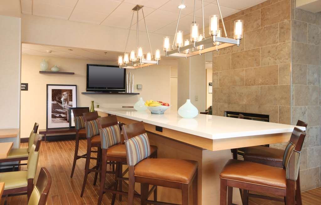 Hotel photo 17 of Hampton Inn White Plains / Tarrytown.