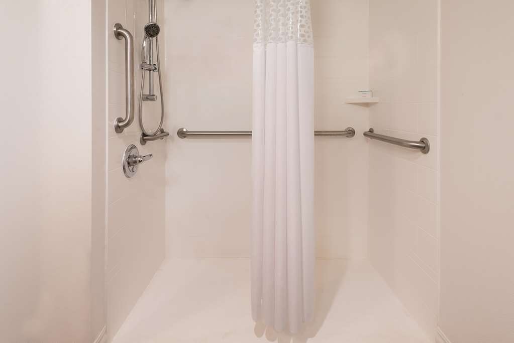 Hotel photo 3 of Hampton Inn White Plains / Tarrytown.