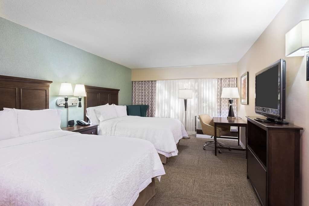 Hotel photo 2 of Hampton Inn White Plains / Tarrytown.