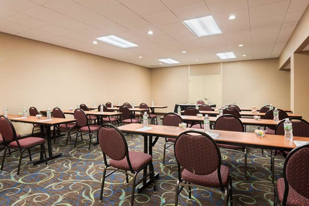 Hotel photo 36 of Hampton Inn White Plains / Tarrytown.