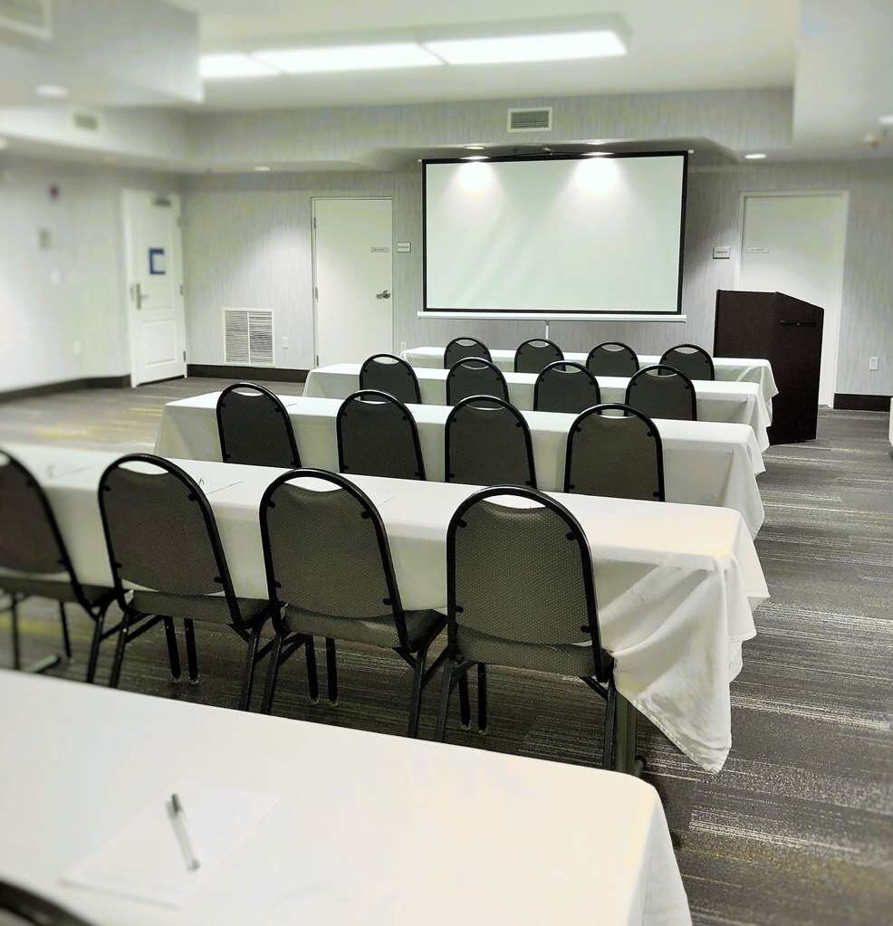 Hotel photo 21 of Hampton Inn Williamsport-Downtown.