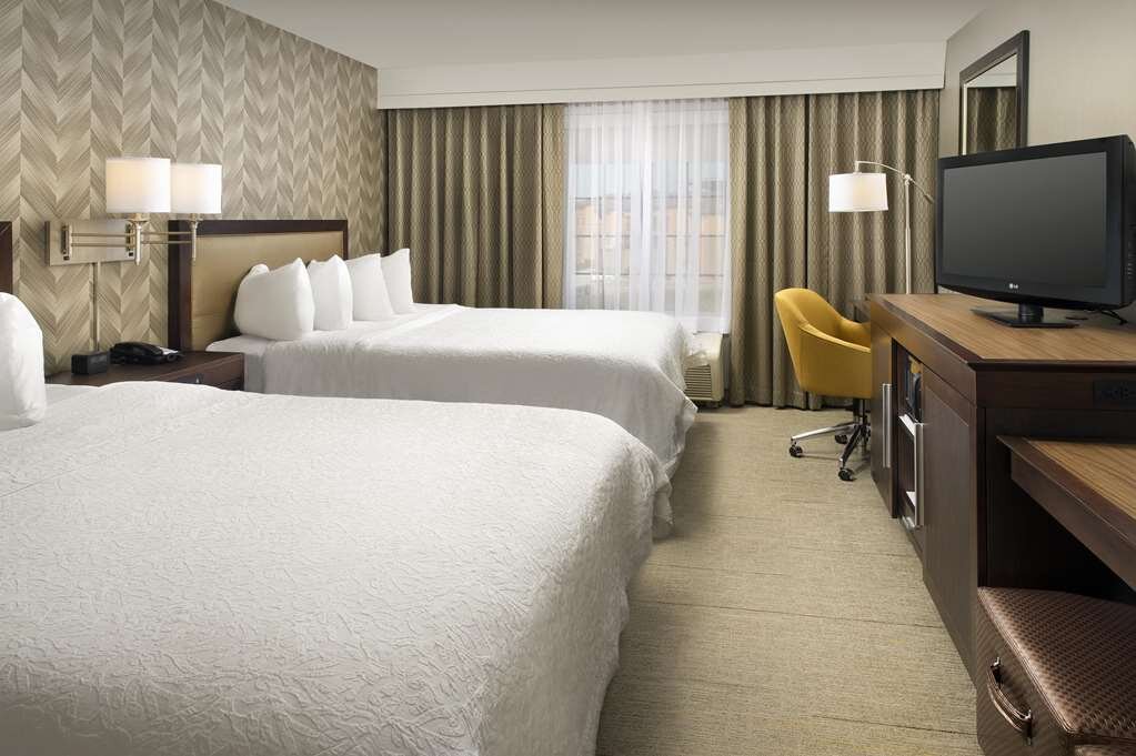 Hotel photo 29 of Hampton Inn Kansas City The Legends.