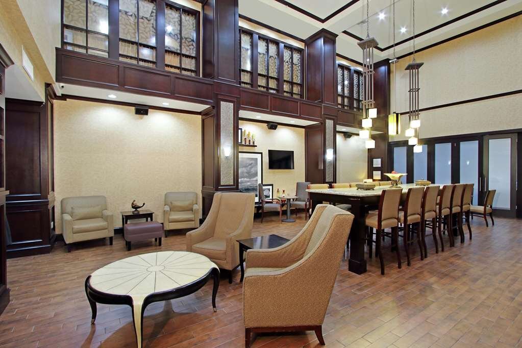 Hotel photo 8 of Hampton Inn & Suites Buffalo.