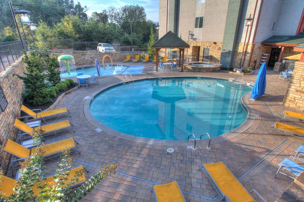 Hotel photo 68 of Hampton Inn Pigeon Forge.