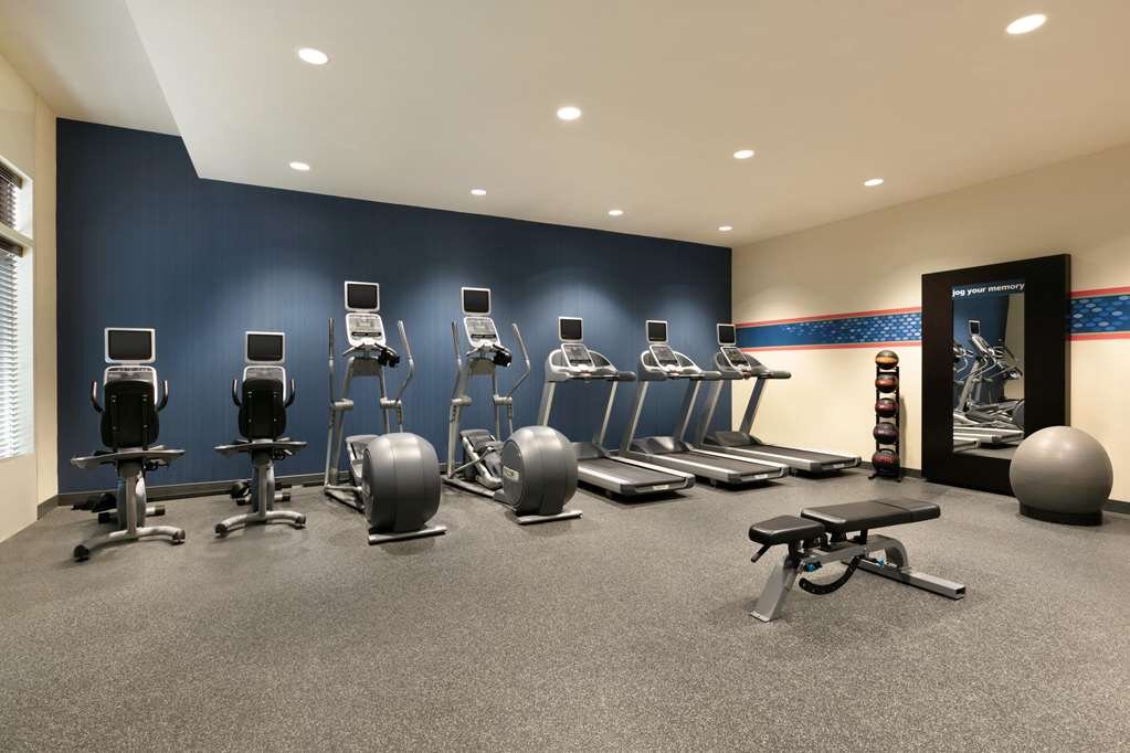 Hotel photo 11 of Hampton Inn New York - LaGuardia Airport.