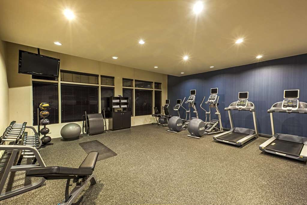 Hotel photo 42 of Hampton Inn New York - LaGuardia Airport.