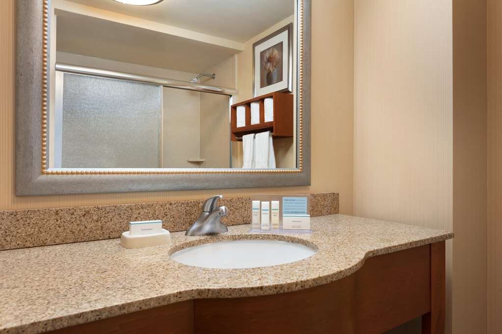 Hotel photo 26 of Hampton Inn New York - LaGuardia Airport.
