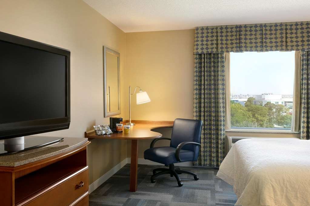 Hotel photo 45 of Hampton Inn New York - LaGuardia Airport.