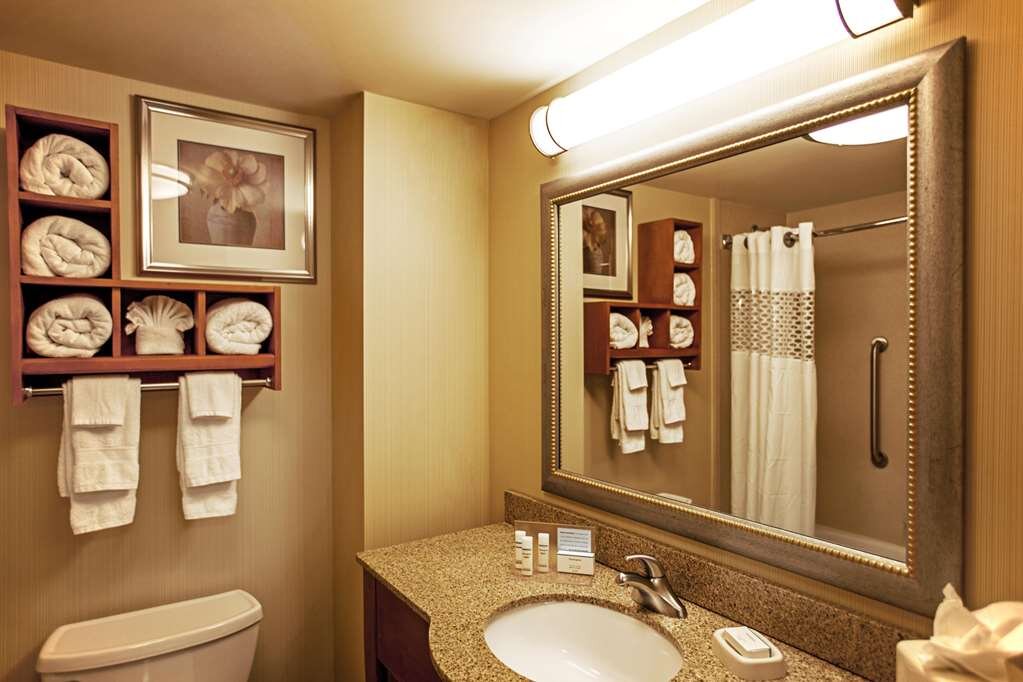 Hotel photo 9 of Hampton Inn New York - LaGuardia Airport.