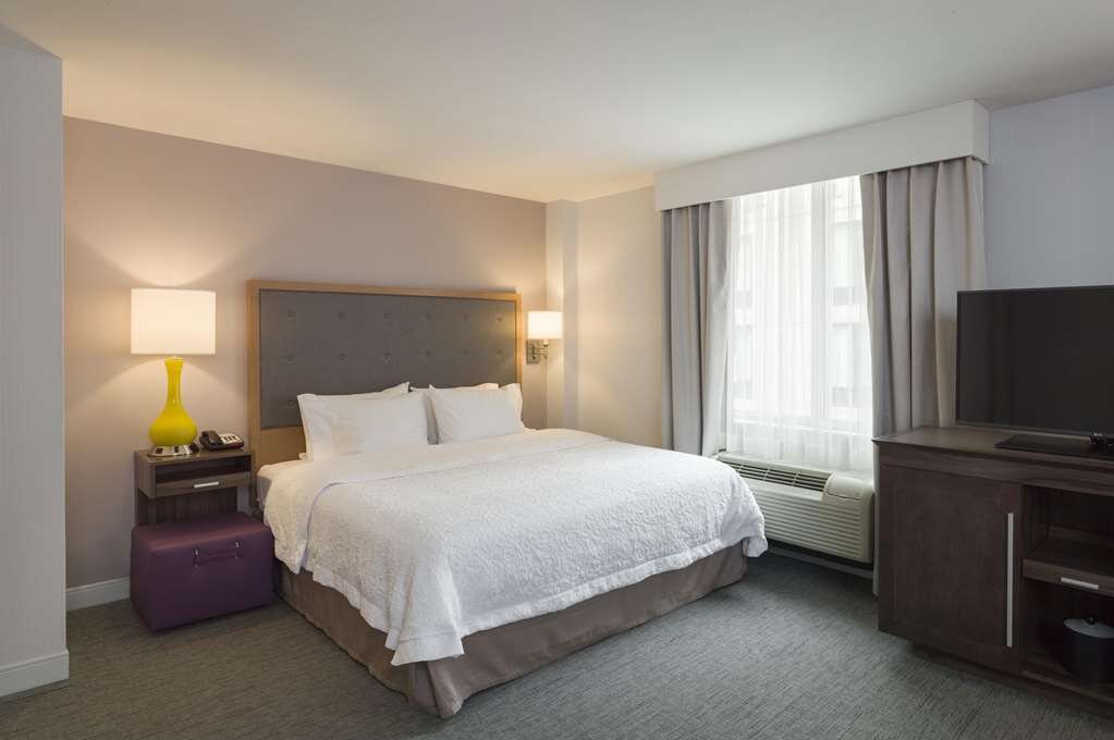 Hotel photo 1 of Hampton Inn Manhattan/Times Square South.