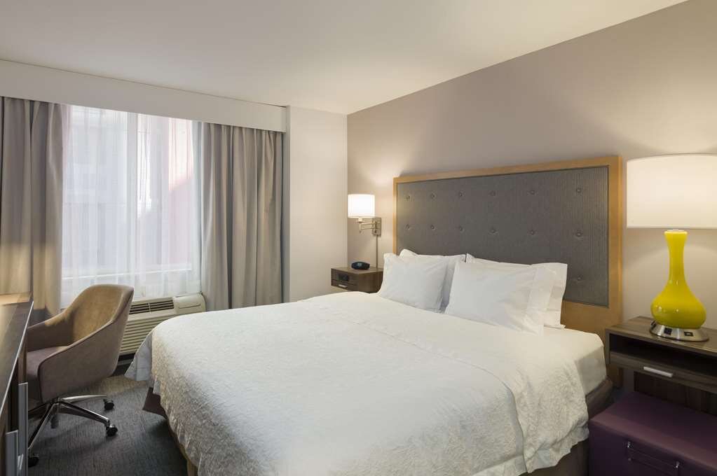 Hotel photo 12 of Hampton Inn Manhattan/Times Square South.