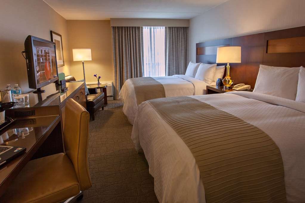 Hotel photo 32 of DoubleTree by Hilton Hotel Pittsburgh - Green Tree.