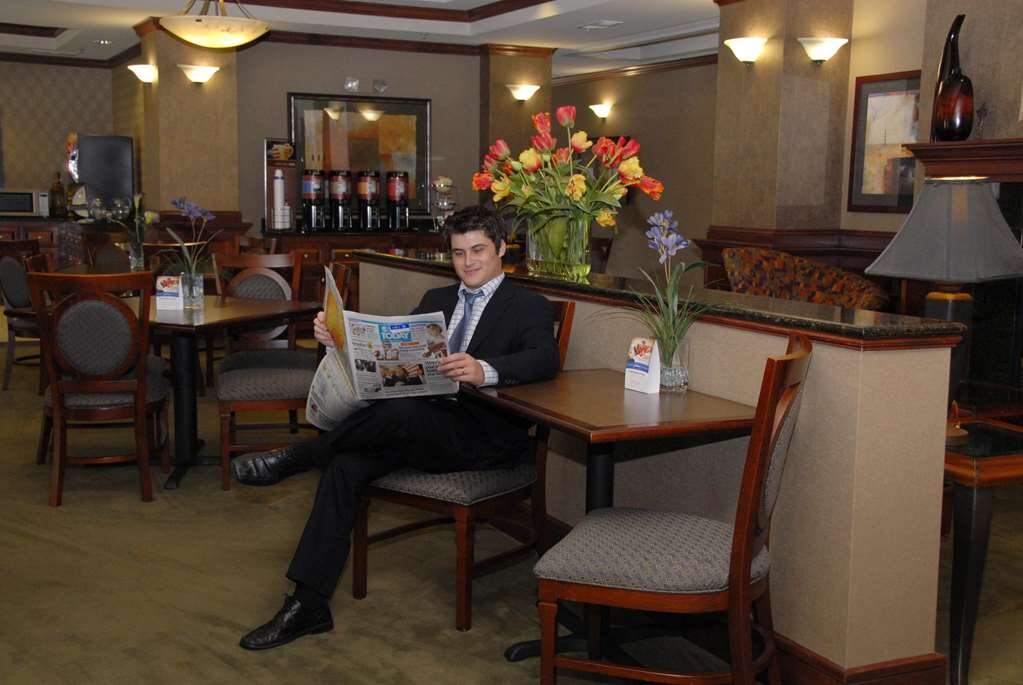 Hotel photo 20 of Hampton Inn Van Buren.
