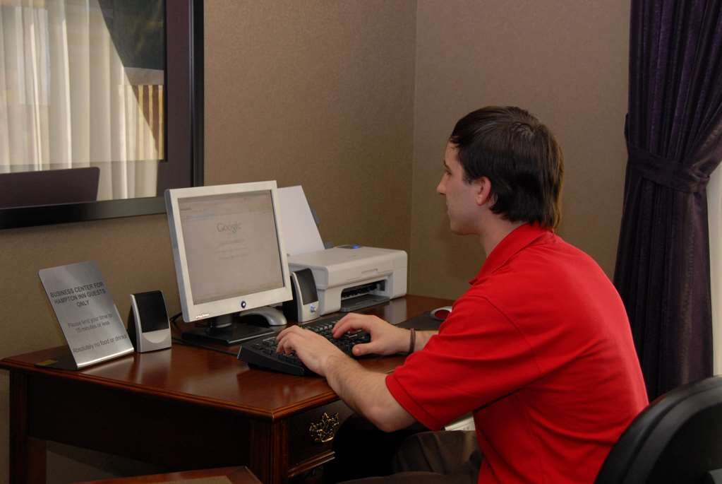Hotel photo 29 of Hampton Inn Van Buren.
