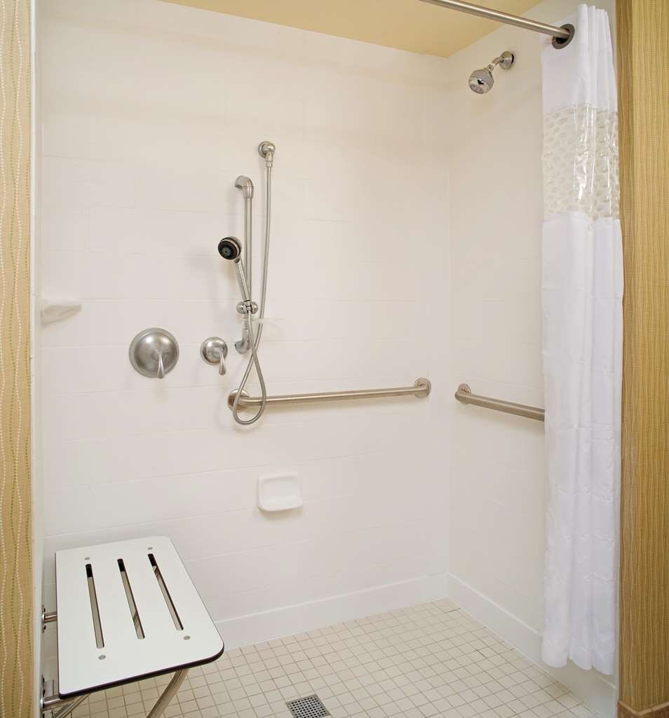Hotel photo 14 of Hampton Inn & Suites Pittsburgh/Waterfront-West Homestead.