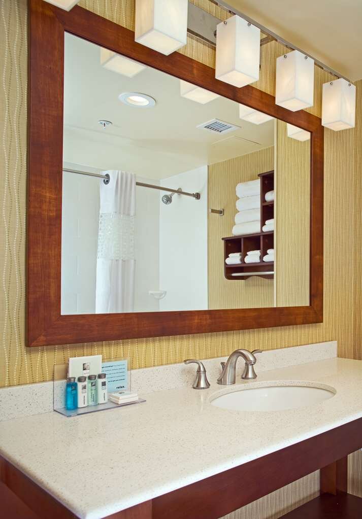 Hotel photo 41 of Hampton Inn & Suites Pittsburgh/Waterfront-West Homestead.