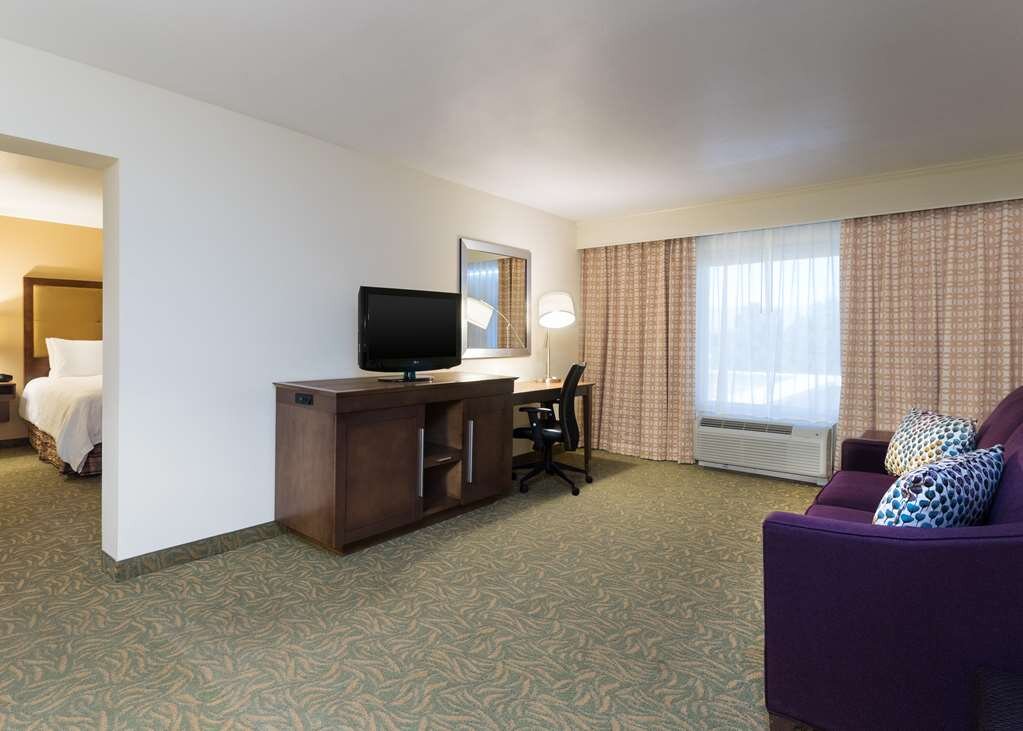 Hotel photo 1 of Hampton Inn Odessa.