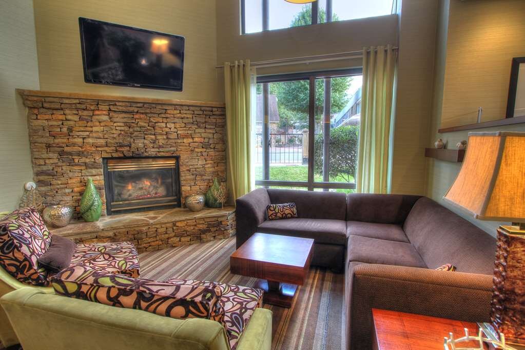 Hotel photo 26 of Hampton Inn Gatlinburg.