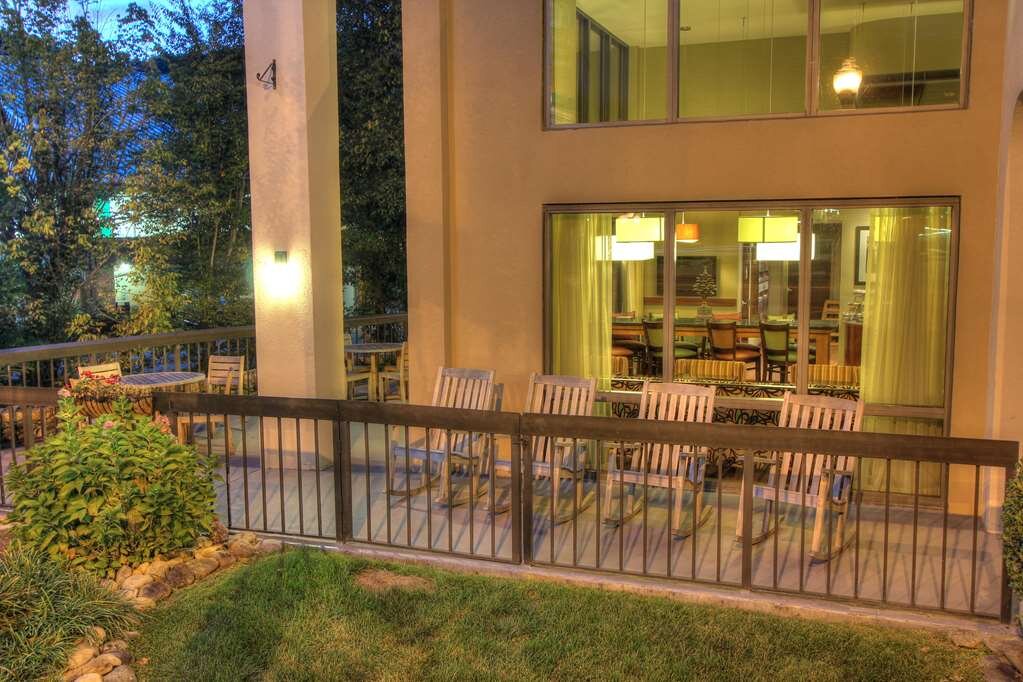 Hotel photo 22 of Hampton Inn Gatlinburg.